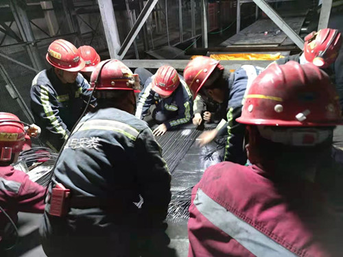 【五一专题】陕煤建设机电安装公司:安装检修不停歇 五一劳动掀热潮