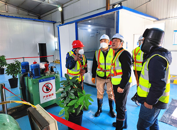 中交一公局副总工蔡军一行深入陕煤建设矿建三公司天山项目检查指导工作