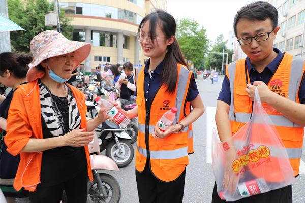 助力高考 我们在行动