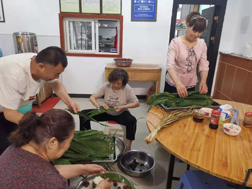 陕煤建设机电安装公司：“粽”情端午暖人心