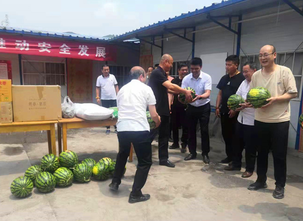 陕煤建设矿建三公司：心系一线下基层 端午慰问暖人心