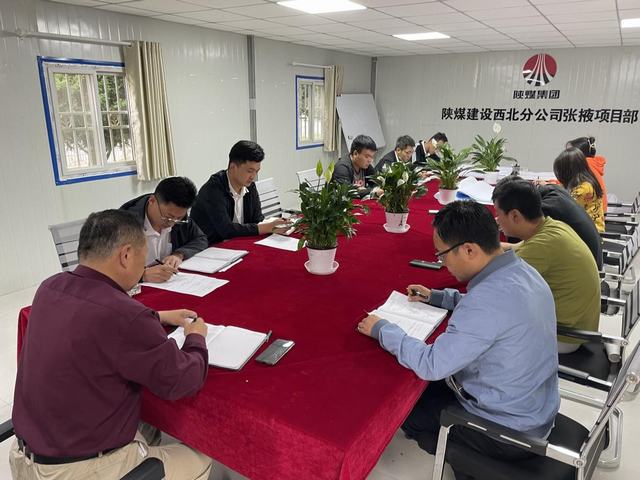 陕煤建设西北分公司举办“安全生产咨询日”活动