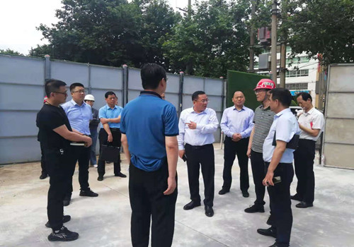 咸阳市副市长王靖莅临陕煤建设承建的咸阳城市停车场BOT项目调研指导