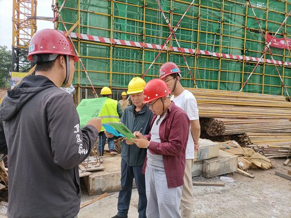 陕煤建设渭南分公司第五项目部“安全志愿者”宣传队在行动