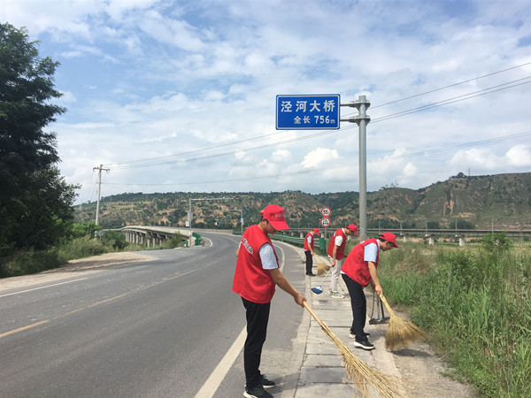 陕煤建设澄合分公司开展“盛夏七月 奉献有我”志愿服务活动