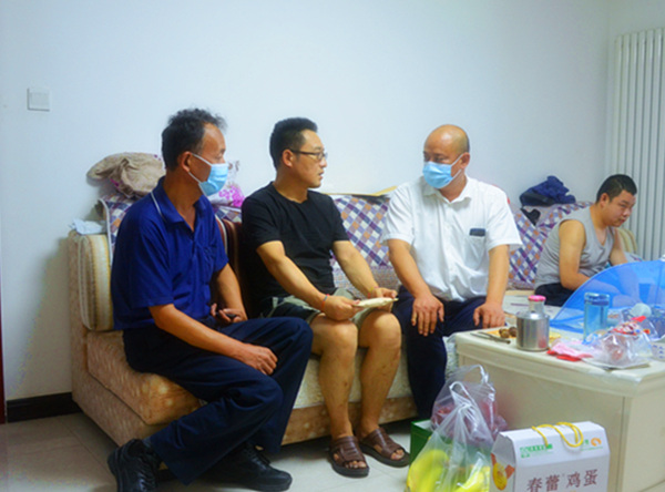 陕煤建设矿建三公司工会组织为职工家属爱心捐款