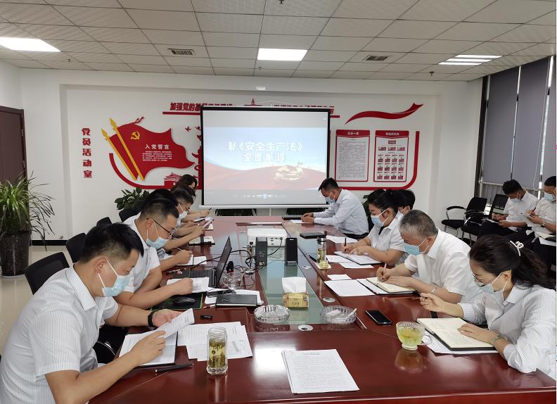 陕煤建设绿宇公司：开展“夯责任、抓落实、促管理”的文明环保主题活动