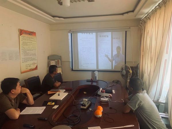 陕煤建设天工公司土建第二党支部开展“传承红色家风、涵养初心使命”主题党日活动