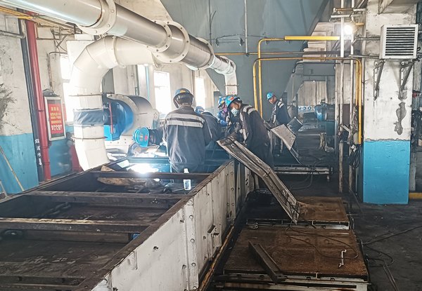 陕煤建设洗选煤运营公司红柳林洗煤厂项目部:“卸旧+换新”双向发力攻克检修大题