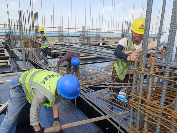 【国庆“走一线”（四）】 镜头记录陕煤建设者最美时刻