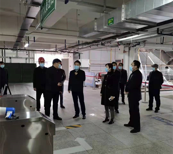 彬州市市长陈加宝、副市长张虹一行莅临银西高铁彬州东站前广场项目指导工作