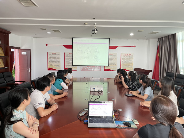 建设集团大秦置业公司：情暖“半边天” 工会在行动