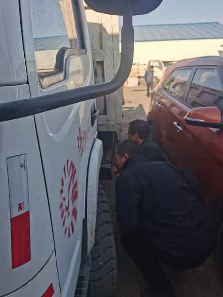 陕煤建设煤矿运营服务分公司：强化冬季车辆检查 为安全运输保驾护航