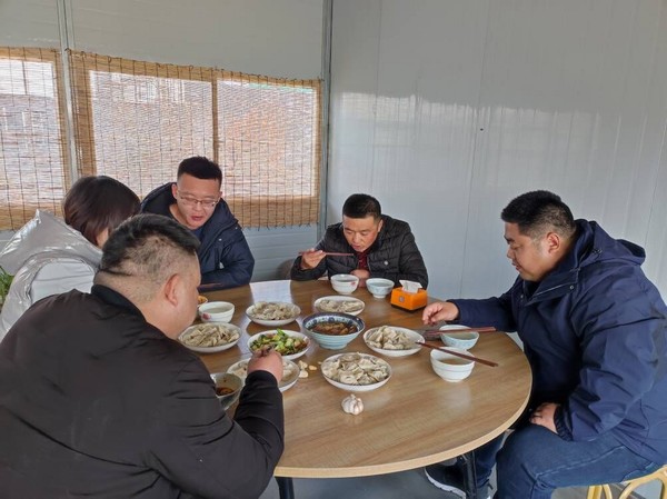 陕煤建设洗选煤运营公司：弘扬传统 情暖冬至