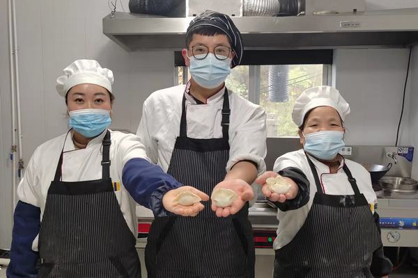 陕煤建设矿建二公司：严防疫情暖人心冬至套餐有点甜