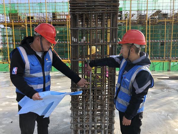 陕煤建设韩城分公司:“百安活动” 红袖章在行动