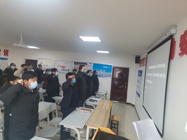 陕煤建设矿建二公司车村项目部：拧紧班组管理弦 阻断疫情传播链