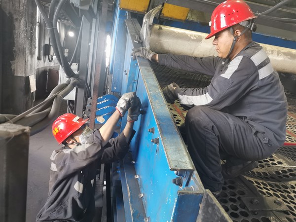 陕煤建设洗选煤运营公司澄合山阳运营项目部：铿锵踏征程 只为攀高峰