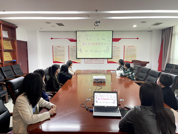 激扬巾帼之志 凝聚巾帼力量