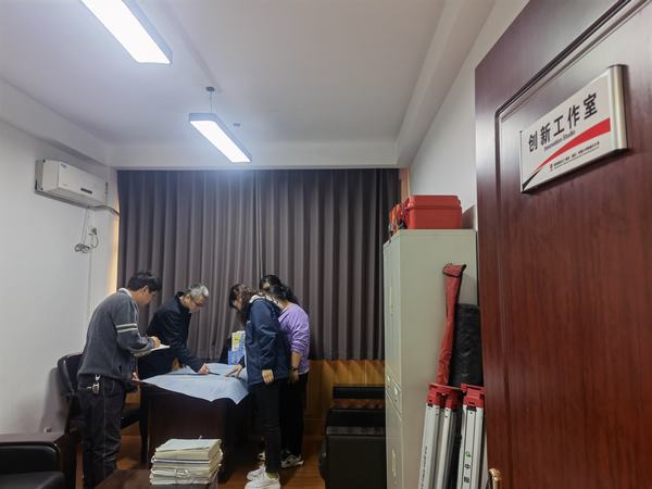 小小创新工作室 发挥科技创新大作用