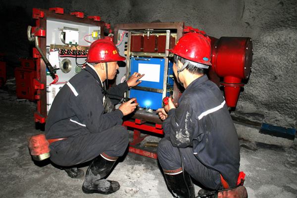 陕煤建设煤矿运营服务分公司:设备“望闻问切”保障安全运行