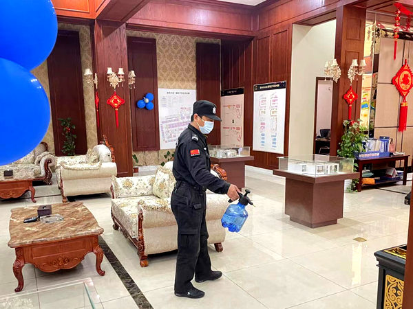 建设集团大秦置业公司：严把防疫“第一线”，常态化管控不放松