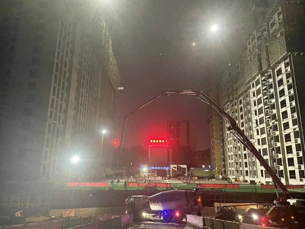 陕煤建设渭南分公司第八项目部日夜鏖战取得混凝土浇筑主体结构施工阶段性成果