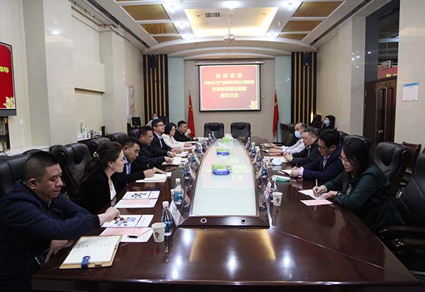 榆林合力公司刘文一行到陕煤建设座谈交流