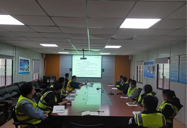 陕煤建设铜煤公司基层党支部开展“ 全民国家安全教育日 ”系列宣传活动