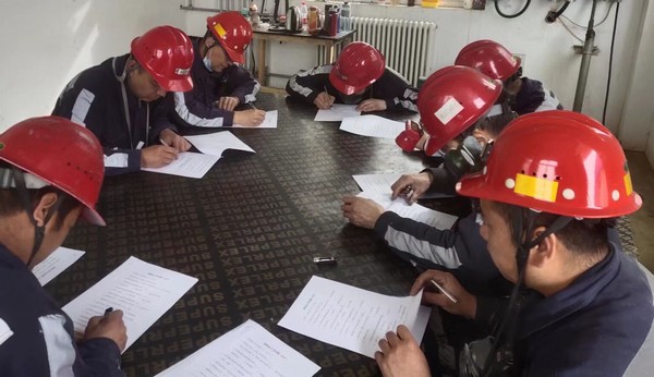 陕煤建设洗选煤运营公司神渭蒲城运营项目部：花开春意浓 奋进四月天