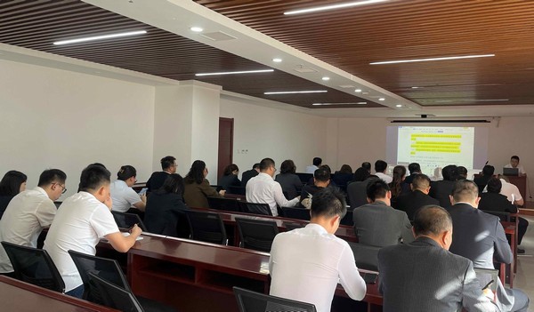 陕煤建设洗选煤运营公司积极开展《信访条例》宣传活动