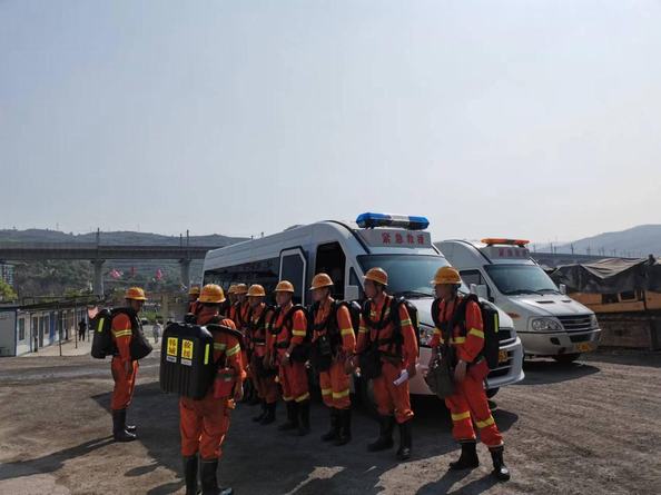 陕煤建设矿建二公司第二项目部开展火灾事故应急救援演练