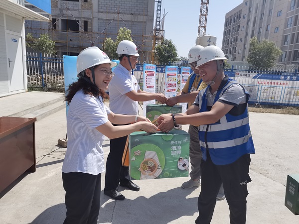 陕煤建设绿宇公司：安全生产与防暑降温“两不误”