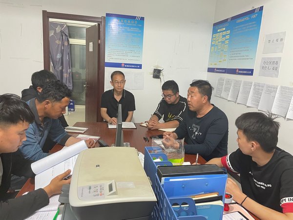 陕煤建设彬长项目部暖心多举措让农民工不再忧“薪”