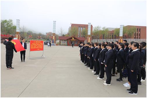 辛勤耕耘迎硕果 奋楫扬帆启征程