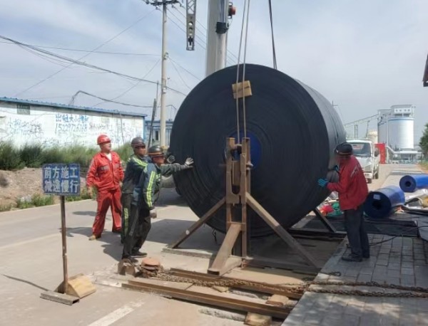 陕煤建设机电安装公司神府项目部:提前两天完成换带工作