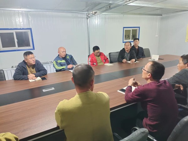 陕煤建设机电安装公司:师徒传帮带,携手共成长