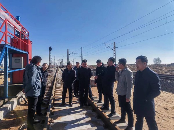 陕煤建设路桥分公司靖神铁路孟红联络线孟家湾至高家伙场段顺利通过初步验收