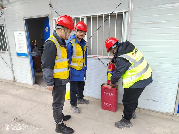 陕煤建设铜煤公司:基层项目部排查宿舍隐患 筑牢安全防线