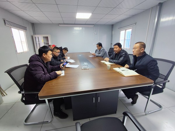 陕煤建设路桥分公司彬长项目部“三到位”让农民工劳有所得 ,不再“忧酬烦薪”