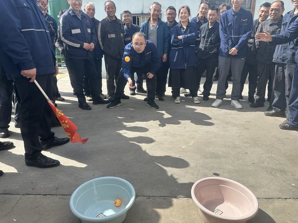 敬劳动光荣   赞勤奋美丽