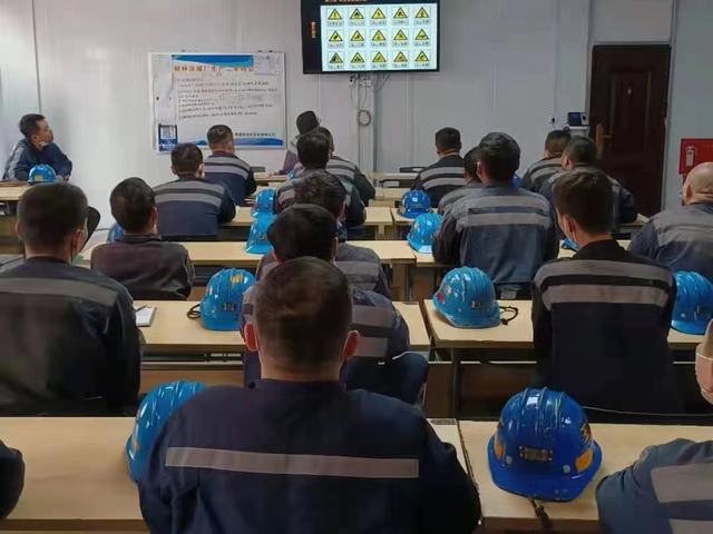 陕煤建设洗选煤运营公司红柳林洗煤厂项目部：“多点齐发”为安全生产固本培元