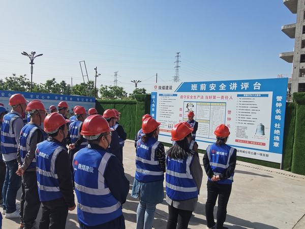 陕煤建设韩城分公司土建一项目部抢抓施工“黄金期” 项目进度“跑起来”