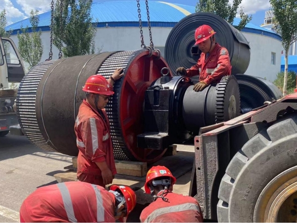 陕煤建设机电安装公司曹家滩项目部秋高气爽施工忙