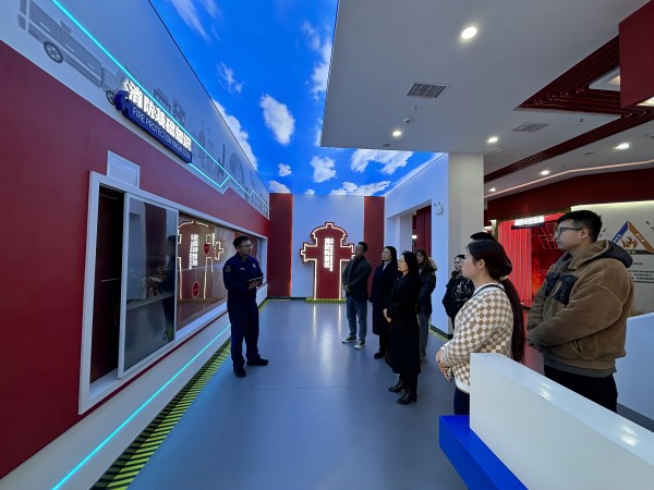 陕煤建设绿宇公司：“零距离”体验消防