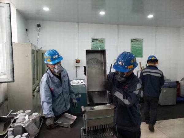 陕煤建设洗选煤运营公司红柳林洗煤厂项目部： 三个“从严”提升煤质含“金”量