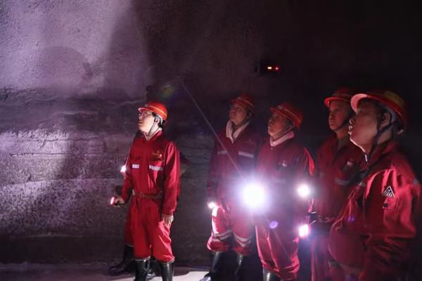 陕煤建设矿建二公司：为安全生产注入青春力量