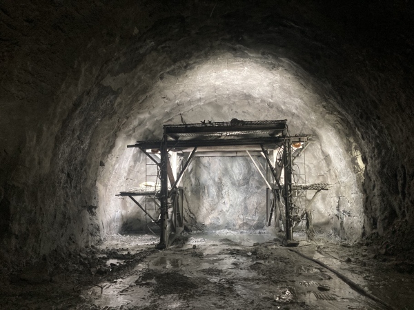 陕煤建设矿建三公司天山（二号井）项目部提前超额完成月度施工任务