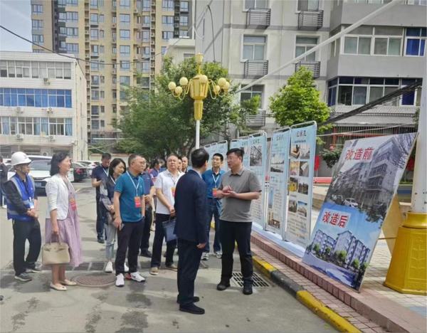 西安市新城区人大代表、政协委员莅临陕煤建设新城公司干休所项目进行调研