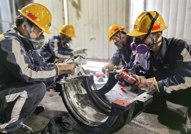 陕煤建设洗选煤运营公司神渭蒲城运营项目部：攻坚克难大检修  齐心协力保生产